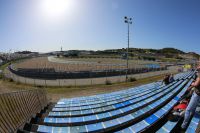 Tribüne X0 <br/> Circuito de Jerez