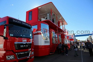 Paddock Rennstrecke Cheste